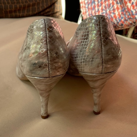 Sacha London Snake Leather Pointed Toe Pump Silver - Picture 4 of 6